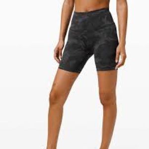 Lululemon Wunder Train Short 6”